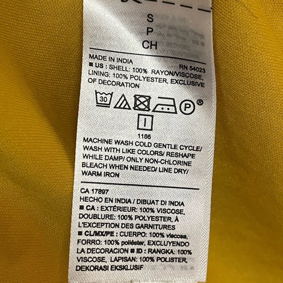 Old Navy Maternity Ruffle-Sleeve Yellow Floral Midi Dress - Picture 6 of 6